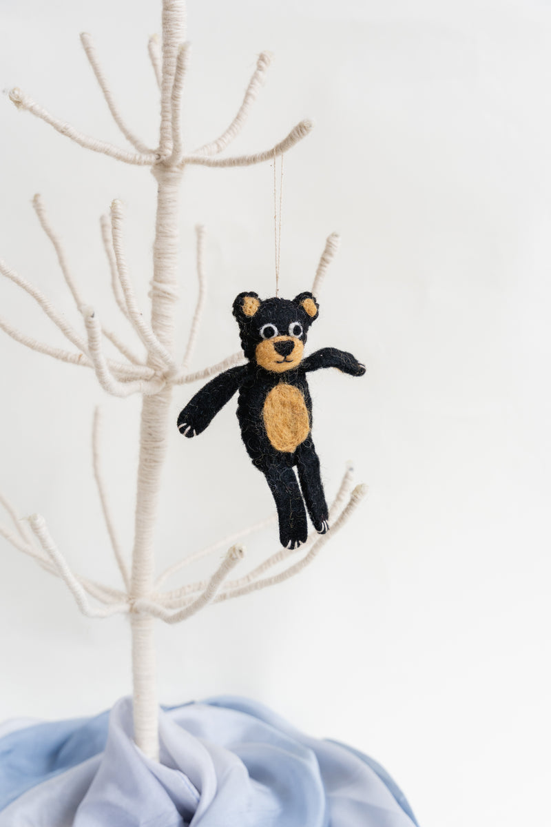 dZi Handmade Bear Finger Puppet Ornament