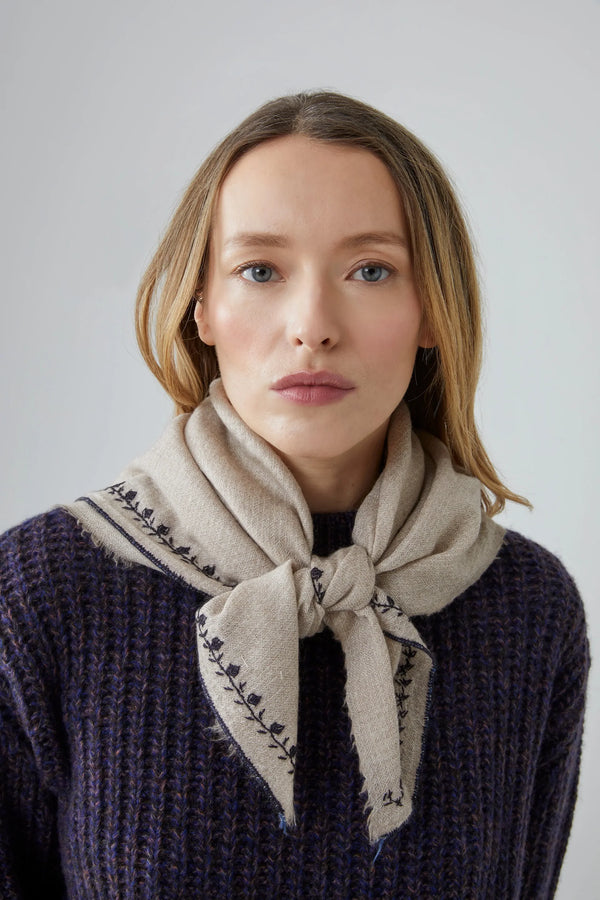 Moismont Scarf N°792 Embroidery Scarf