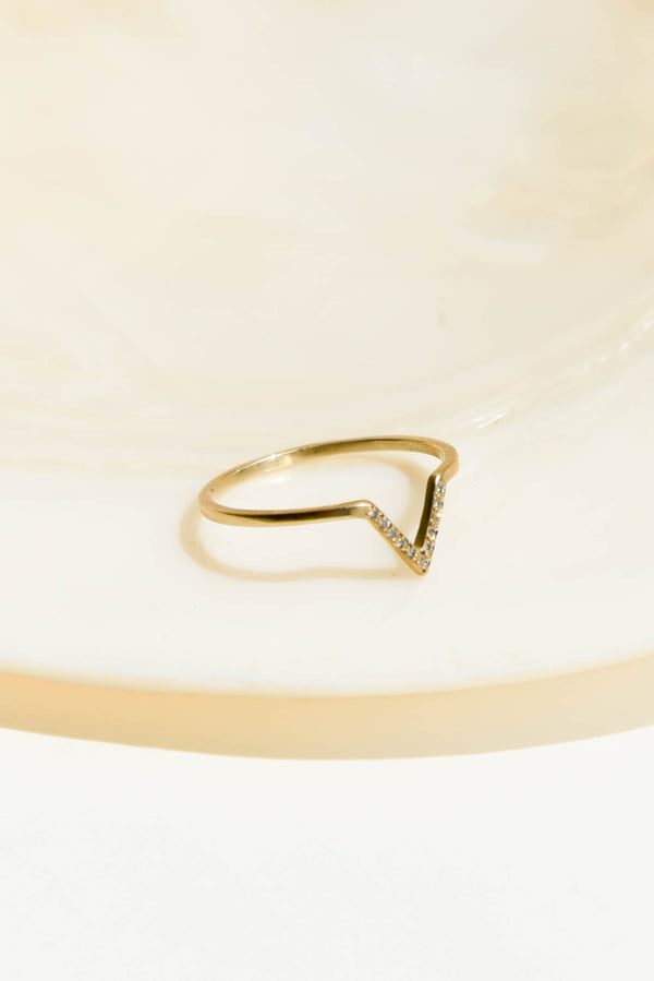 T.Kahres Jewelry 14kt gold split love nester band