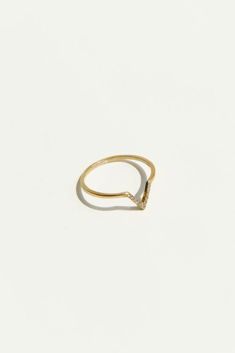 T.Kahres Jewelry 14kt gold split love nester band