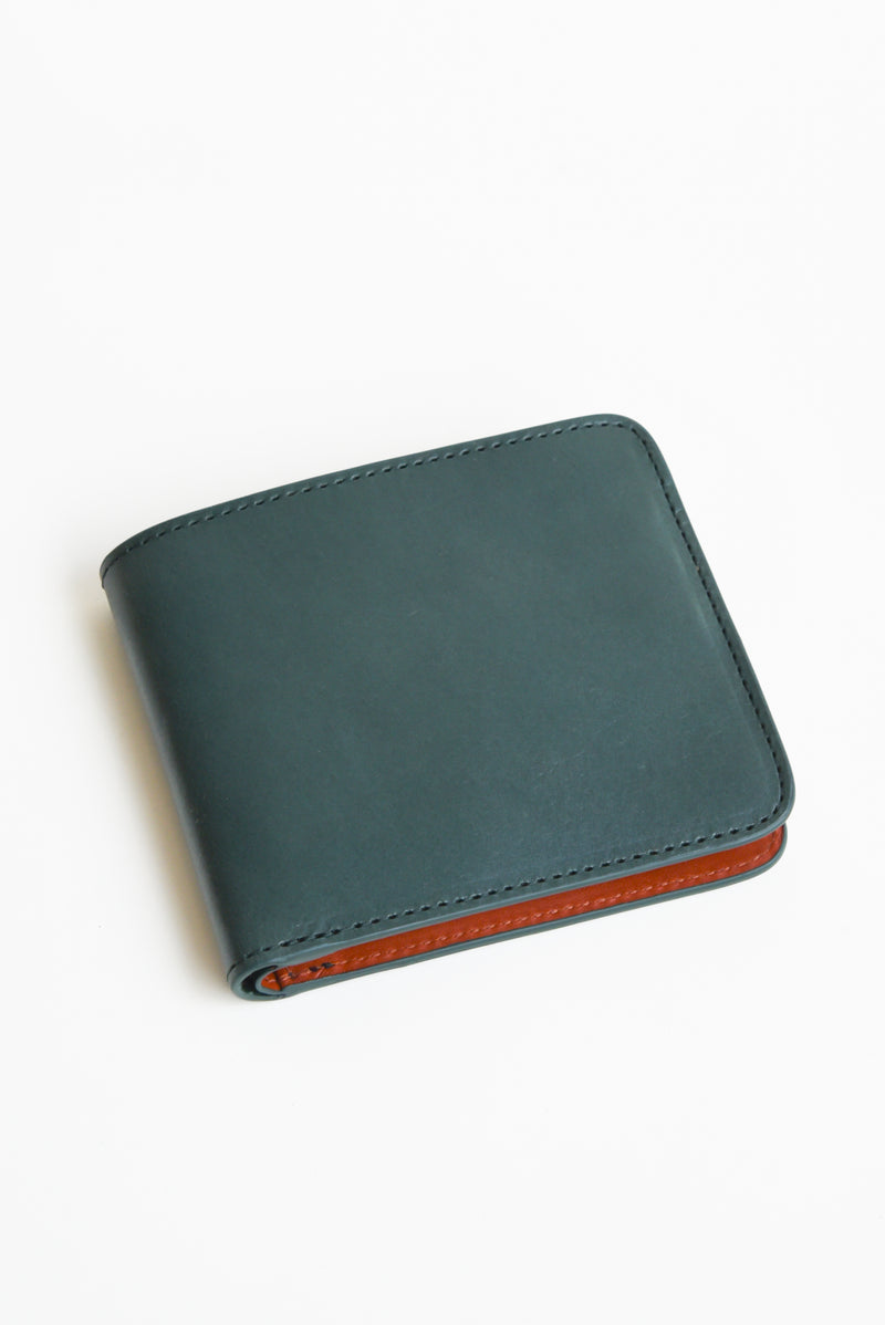 Escuyer Leather Billfold Wallet