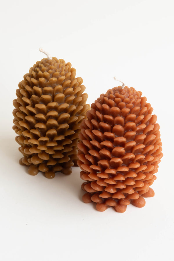 Greentree House Large Pine cone candle