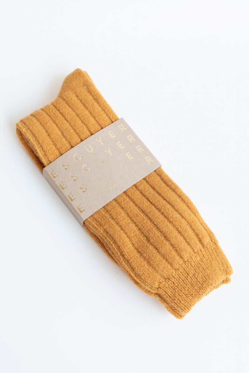 Escuyer Cashmere Ribbed Crew Socks