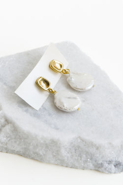 Feast Jewelry Coin Pearl Earrings in Gold