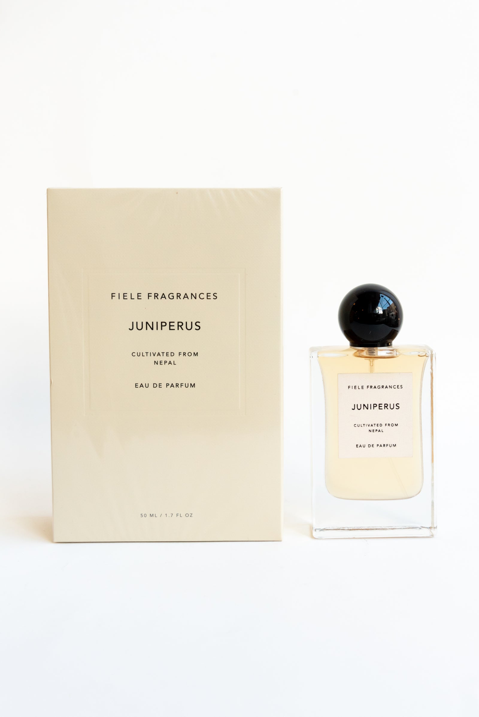 Fiele Fragrances – Moon and Arrow