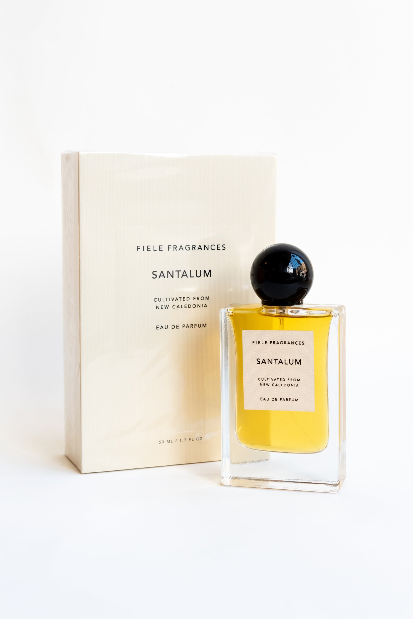 Fiele Fragrances – Moon and Arrow