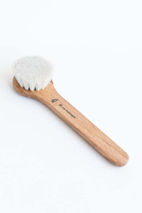 Iris Hantverk Dry Face Brush