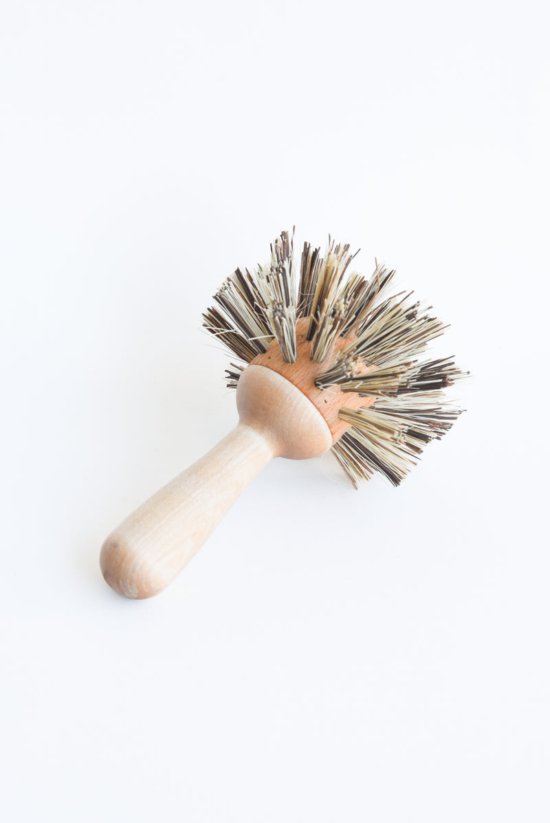 Iris Hantverk Pot and Pan Brush