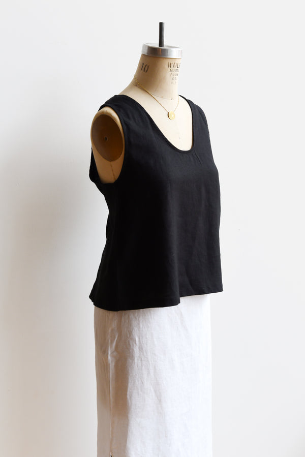 Reversible Tank in Black