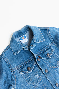 Little Levi Denim Jacket from Gus & Way, showcasing classic Levi’s craftsmanship and vintage style. Perfect for adding a retro touch to children’s fashion.