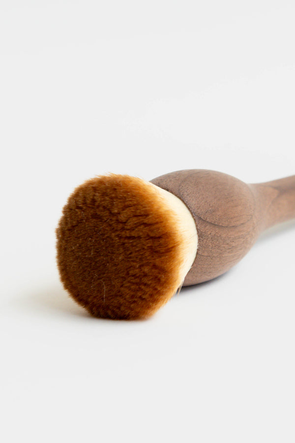 Lulu Organics Wooden Root Brush