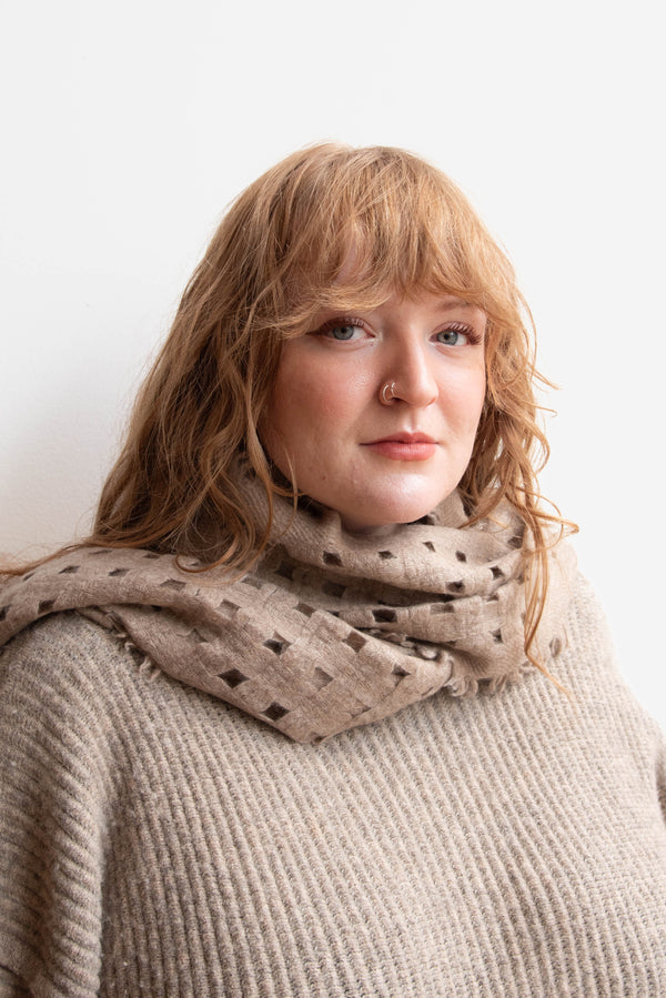 Oats & Rice Open Grid Scarf