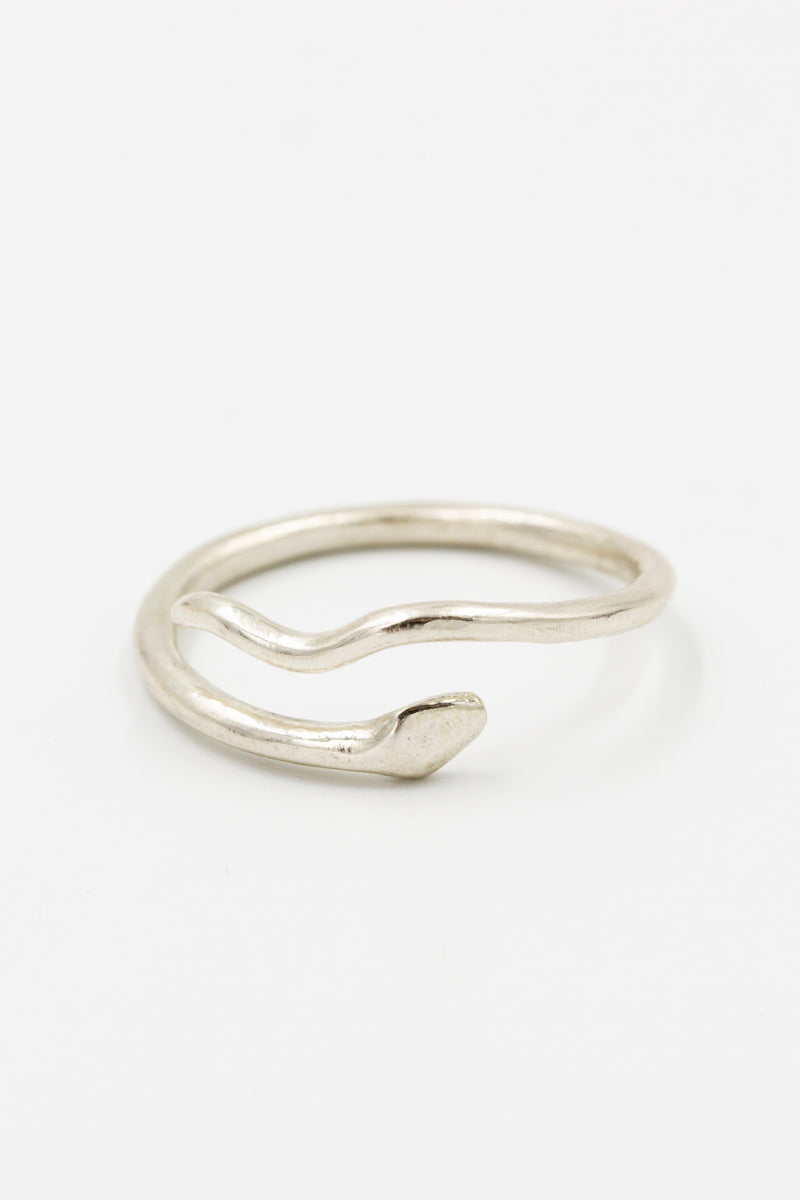 Delicate Amanda Hunt River Snake Ring, hand cast sterling sliver 