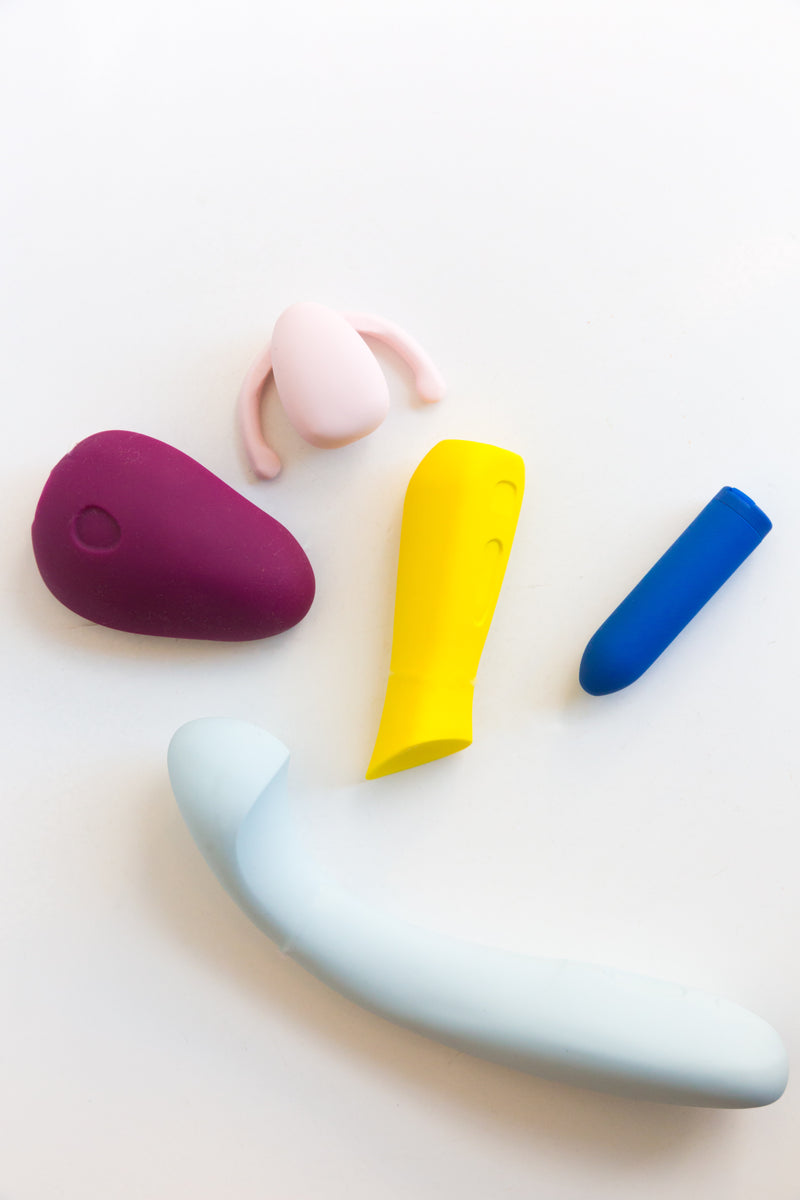 Dame Pom Vibrator Moon and Arrow Dame Pom Vibrator Moon and Arrow