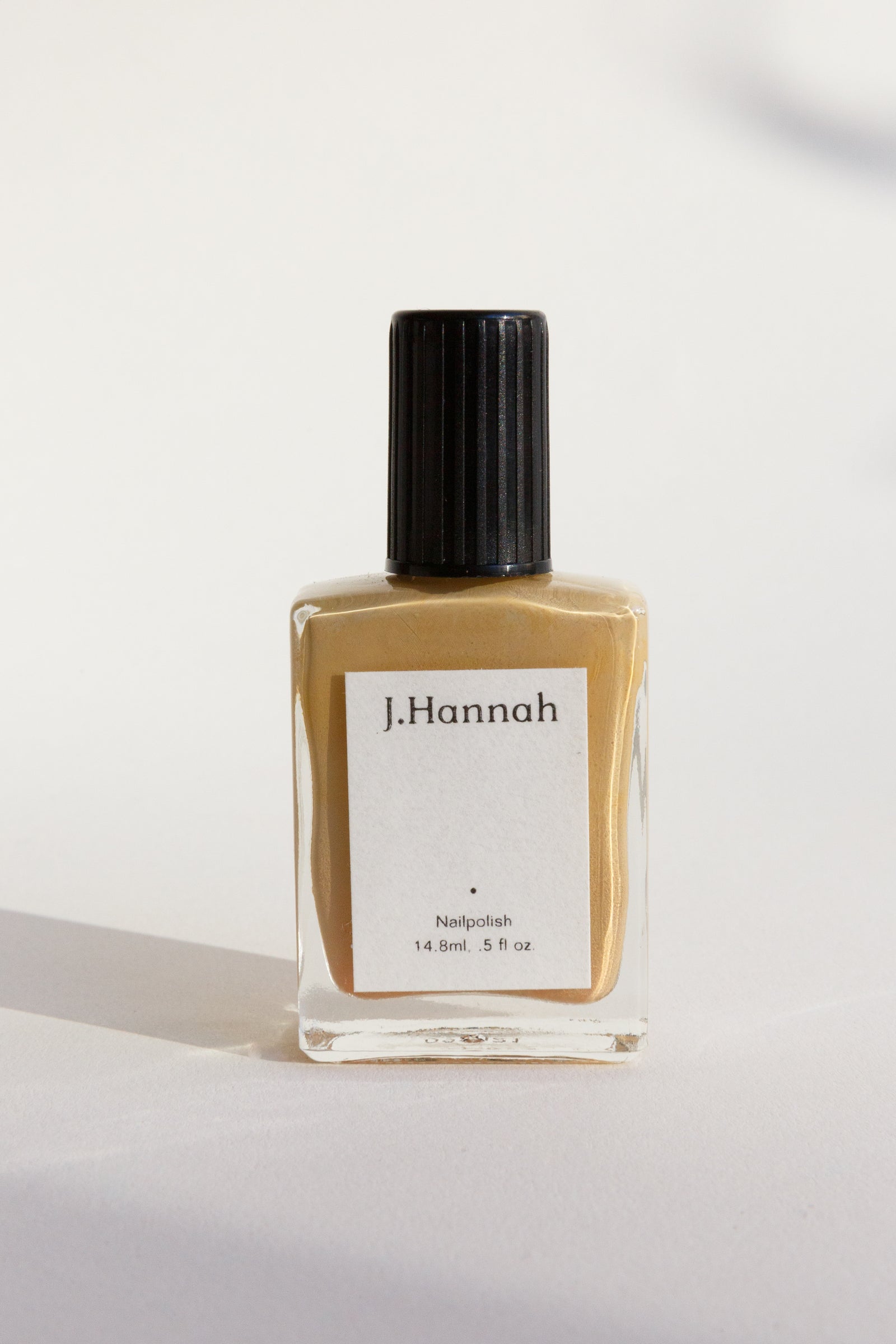 j.hannah_nailpolish-22_1600x.