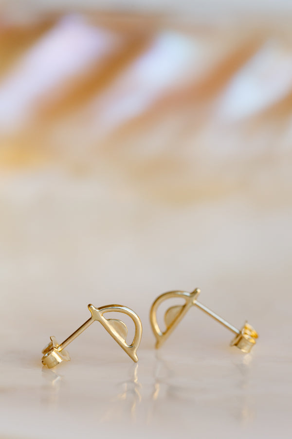 Lio + Linn Tiny Rainbow Studs earrings