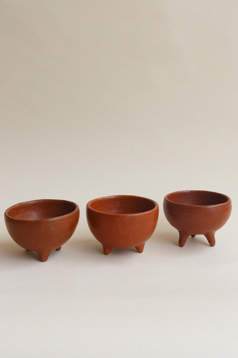 Luz Collection Tripod Bowls
