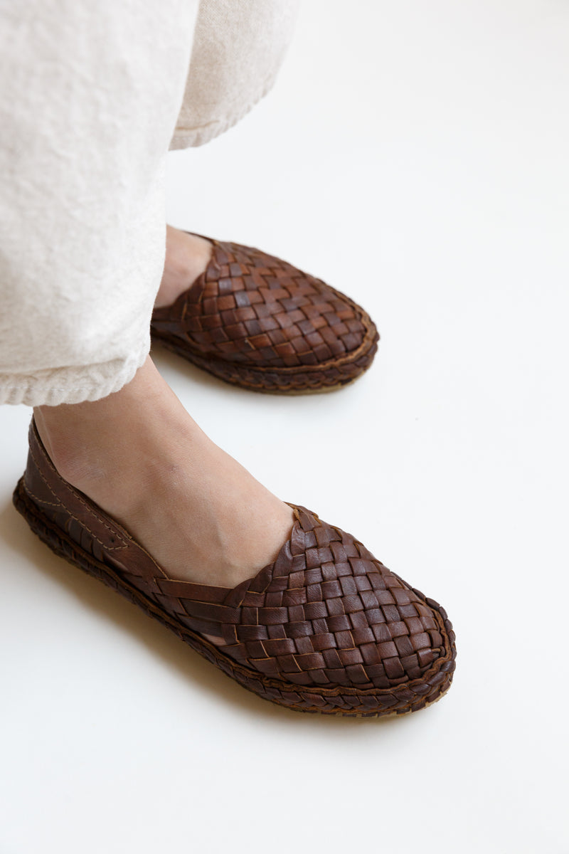 Mohinders Woven Flat Shoes in Walnut