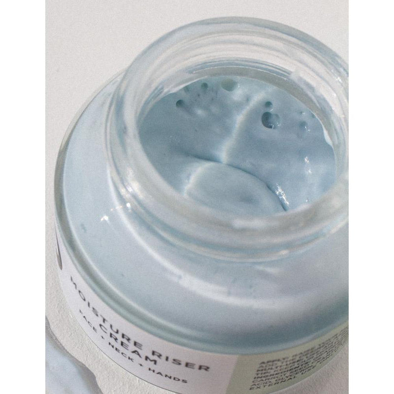 A jar of Noto Moisture Riser Cream, a powerful yet lightweight hyaluronic acid moisturizer cream