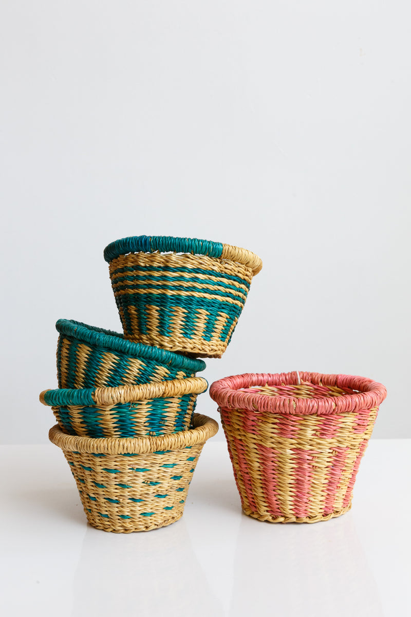 Swahili Modern Cupcake Basket