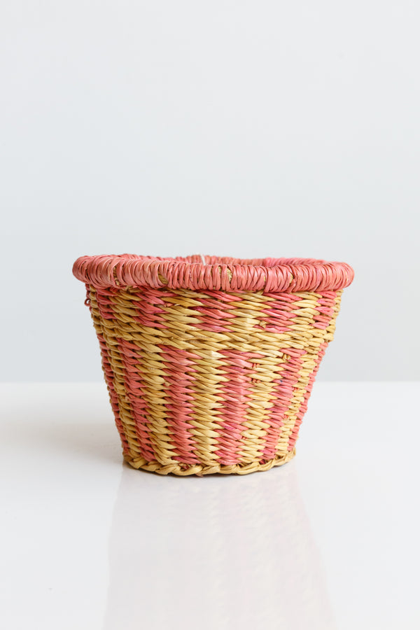 Swahili Modern Cupcake Basket